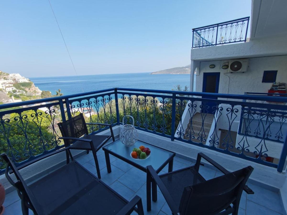 Marinas Studios Livadia  Exterior photo